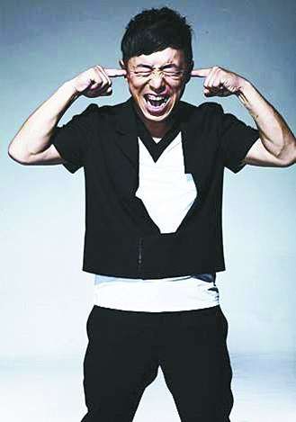 黄渤一家三口三亚度假 破婚变传闻